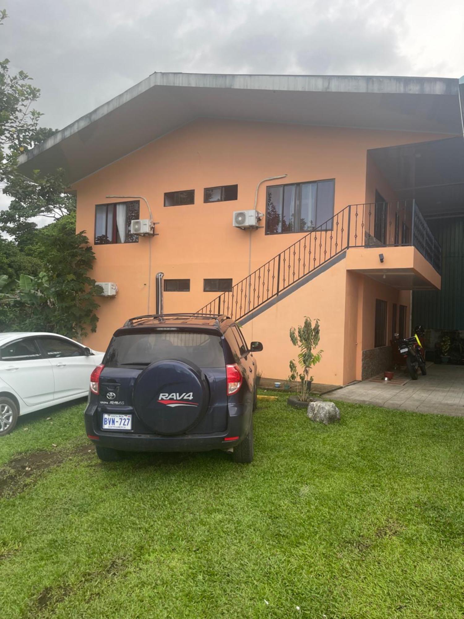 Sky Hostel La Fortuna Екстер'єр фото